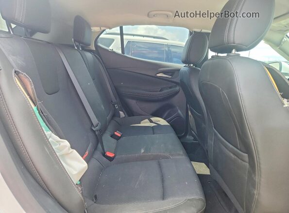 KL4AMBS29RB215424 2024 BUICK ENCORE White Вид задньої частини салону