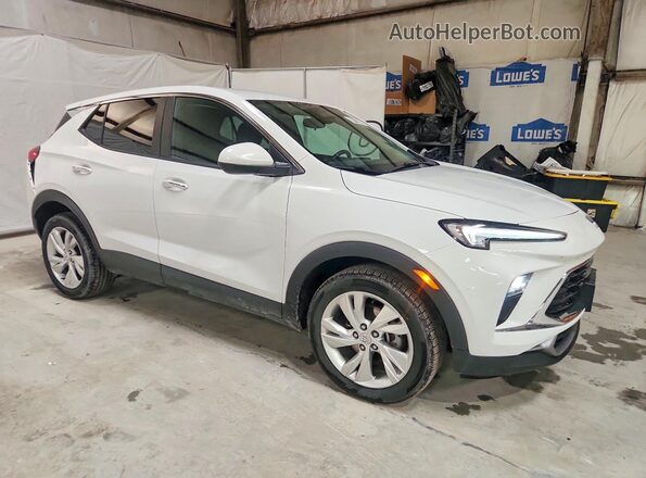 KL4AMBSL3TB104447 2026 BUICK ENCORE White Передня права чверть