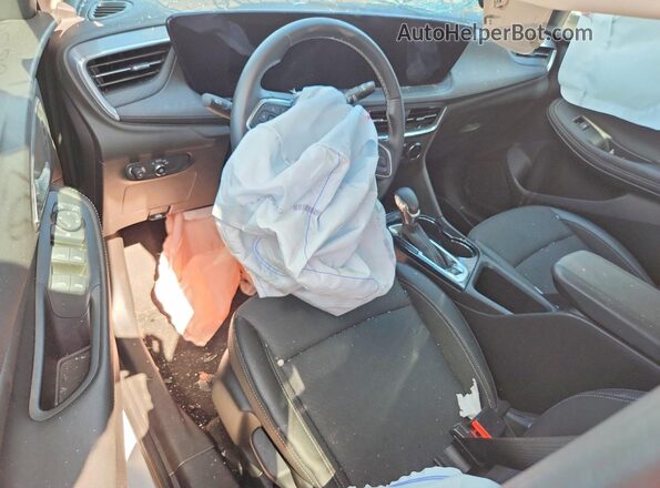 KL4AMBSL4TB094382 2026 BUICK ENCORE White Widok deski rozdzielczej