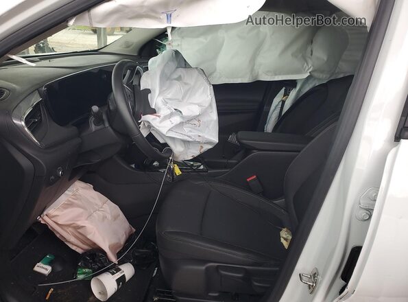KL4AMBSL6TB131769 2026 BUICK ENCORE White 