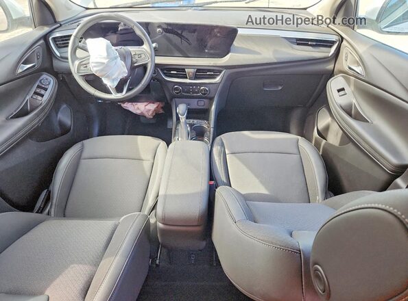 KL4AMBSL6TB140455 2026 BUICK ENCORE White Вид панелі приладів