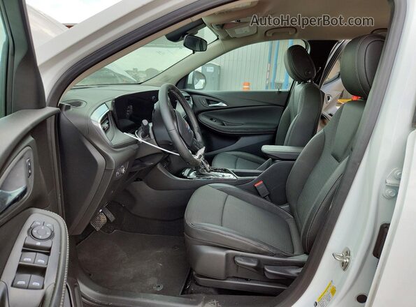 KL4AMBSL9TB129644 2026 BUICK ENCORE White Սալոնի դիմացի տեսք