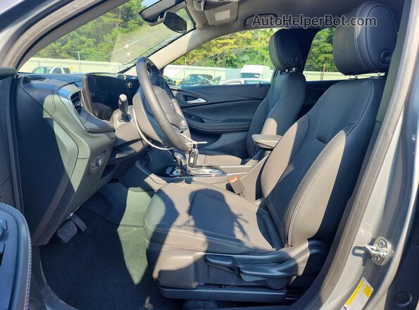 KL4AMCSL1TB189570 2026 BUICK ENCORE Silver Front interior view