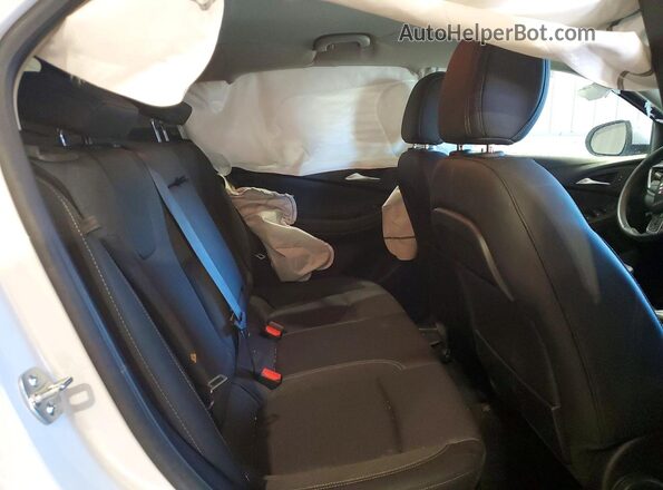 KL4AMCSL6RB145914 2024 BUICK ENCORE White Вид задньої частини салону
