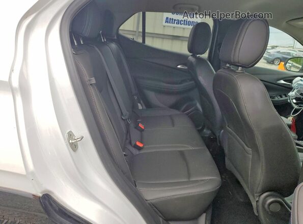 KL4AMDSL1RB180303 2024 BUICK ENCORE White Vista interior trasera