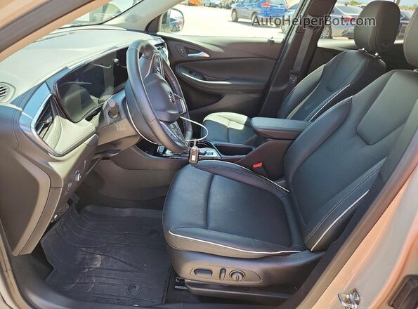 KL4AMESL7TB154270 2026 BUICK ENCORE Gray Widok wnętrza z przodu