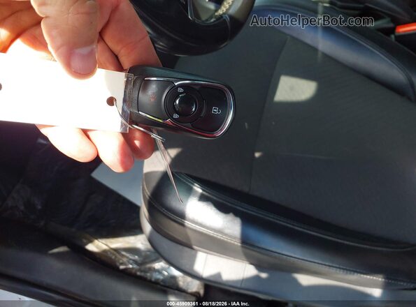 KL4CJ1SB0KB714842 2019 BUICK ENCORE Белый Вид панели приборов