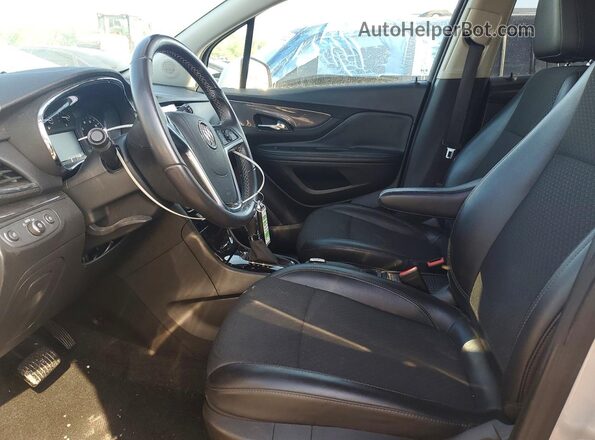 KL4CJ1SB5KB730907 2019 BUICK ENCORE Silver Front interior view