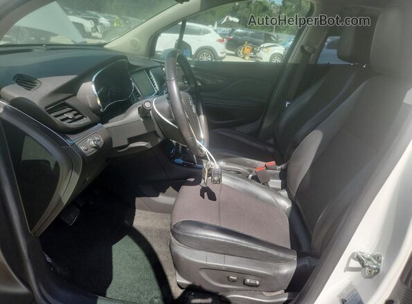 KL4CJ1SB5KB801104 2019 BUICK ENCORE White Սալոնի դիմացի տեսք