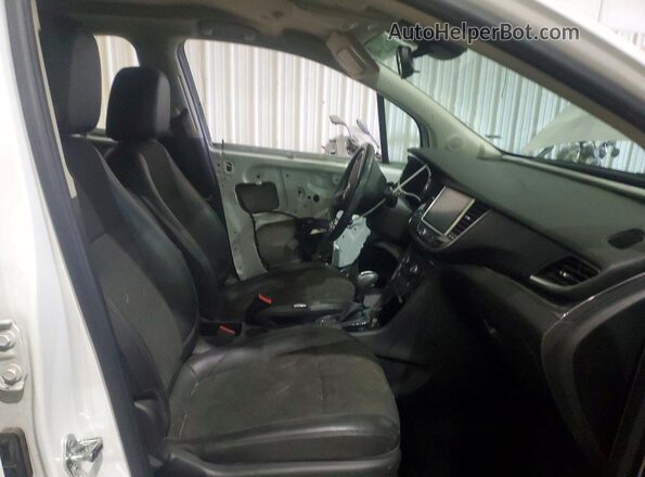 KL4CJ2SM0JB654910 2018 BUICK ENCORE White Вид салону спереду