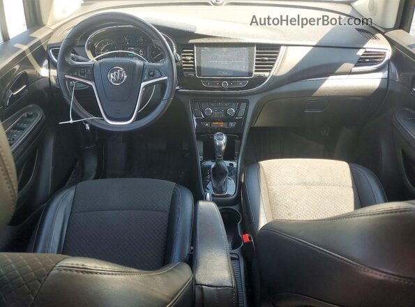 KL4CJASB0JB580025 2018 BUICK ENCORE White Առջևի վահանակի տեսք