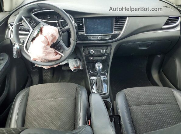 KL4CJASB2JB506590 2018 BUICK ENCORE Бордовый Вид панели приборов