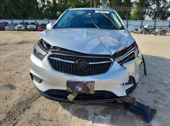 KL4CJASB2JB555403 2018 BUICK ENCORE Серебряный Вид спереди