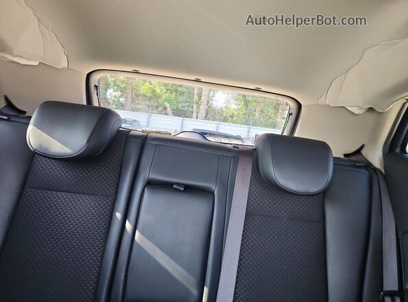 KL4CJASB2JB555403 2018 BUICK ENCORE Серебряный Вид задних сидений