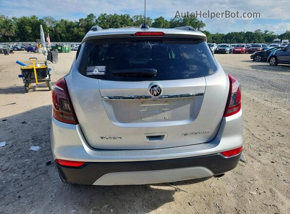 KL4CJASB2JB555403 2018 BUICK ENCORE Серебряный Вид сзади