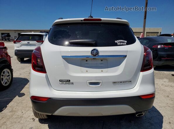 KL4CJASB2JB558009 2018 BUICK ENCORE White უკანა ხედი
