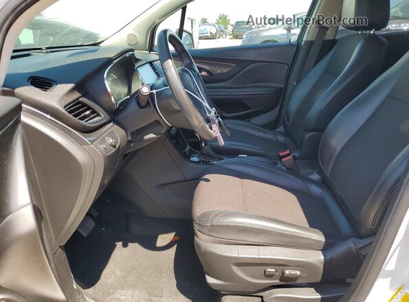 KL4CJASB2JB558009 2018 BUICK ENCORE White წინა სალონის ხედი