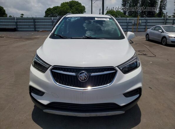 KL4CJASB4JB516389 2018 BUICK ENCORE White Front view