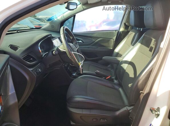 KL4CJASB4JB516389 2018 BUICK ENCORE White Front interior view