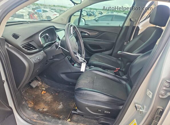 KL4CJASB5MB310518 2021 BUICK ENCORE Silver Вид салону спереду