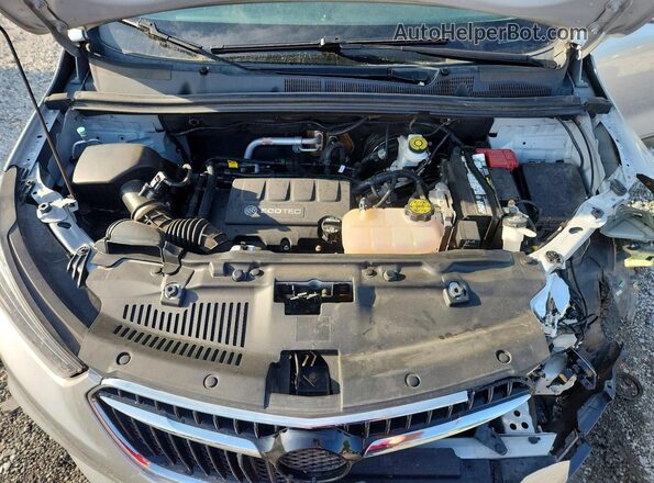 KL4CJASB6JB598691 2018 BUICK ENCORE Silver ძრავის განყოფილების ხედი