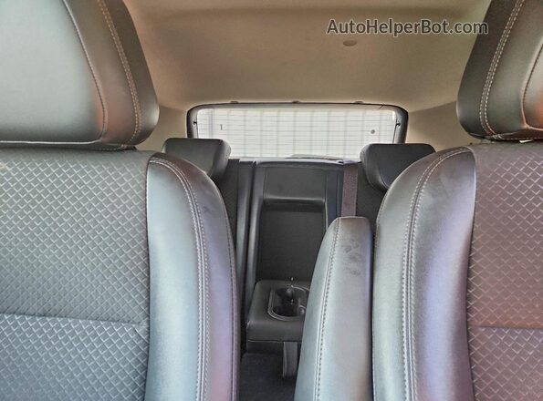 KL4CJASB6JB598691 2018 BUICK ENCORE Silver უკანა სავარძლების ხედი