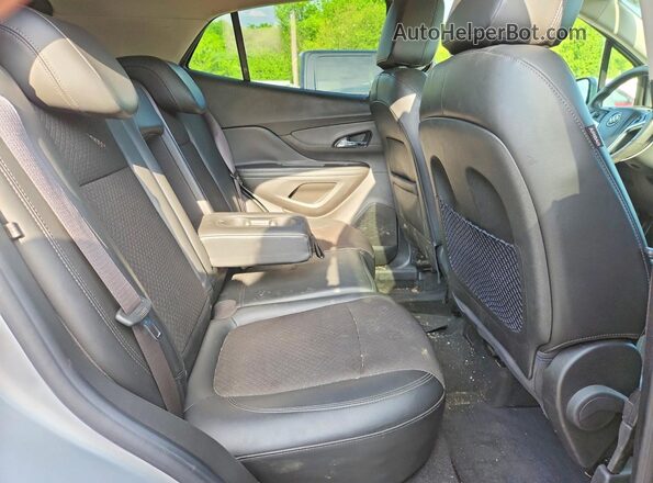 KL4CJASB6JB598691 2018 BUICK ENCORE Silver უკანა სალონის ხედი