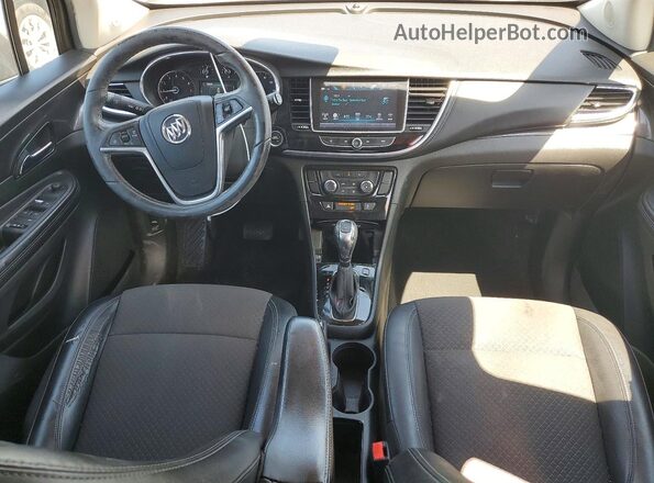 KL4CJASB6JB699150 2018 BUICK ENCORE Gray Vista del salpicadero