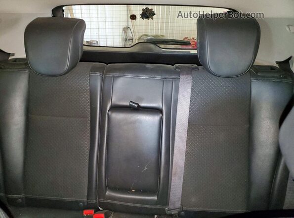 KL4CJASB6JB705884 2018 BUICK ENCORE Silver Rear seats view