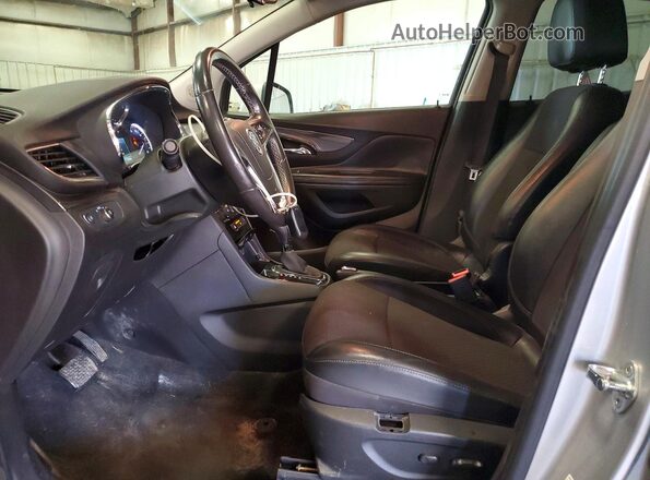 KL4CJASB6JB705884 2018 BUICK ENCORE Silver Front interior view