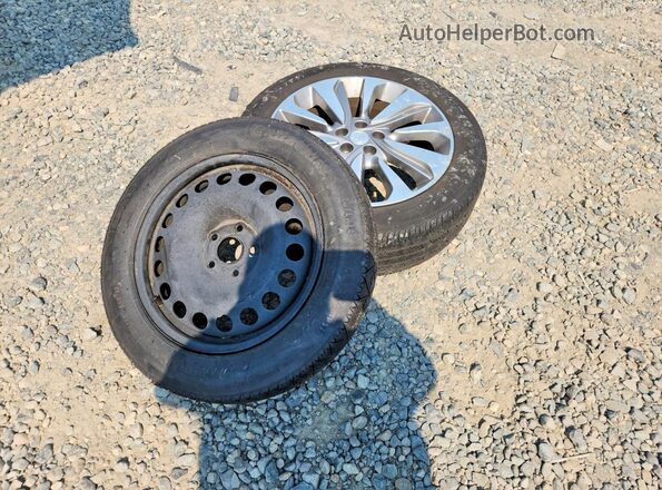KL4CJASB8LB004749 2020 BUICK ENCORE Red Widok naklejki z numerem VIN