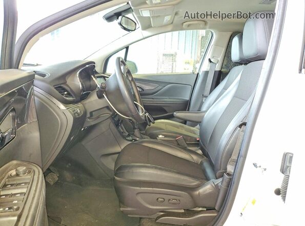 KL4CJASB9LB005263 2020 BUICK ENCORE Белый Вид салона спереди