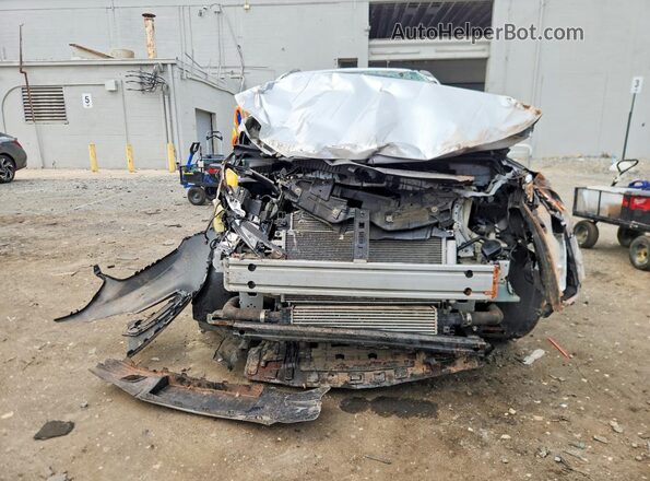 KL4CJASBXJB519829 2018 BUICK ENCORE Silver Front view