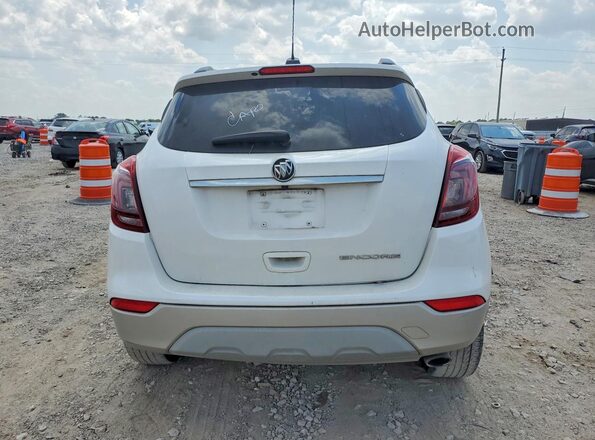 KL4CJASBXLB324560 2020 BUICK ENCORE White Вид ззаду