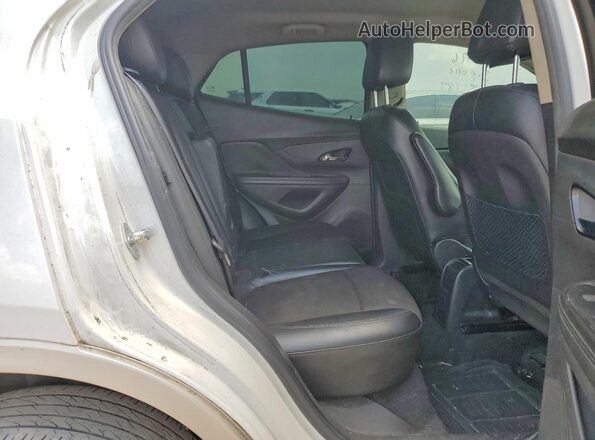 KL4CJASBXLB324560 2020 BUICK ENCORE White Вид задніх сидінь