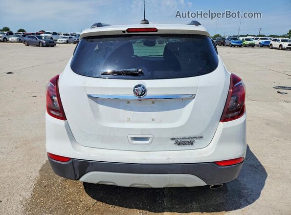 KL4CJASM3NB509215 2022 BUICK ENCORE White Rear view