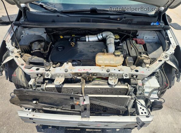KL4CJASM7NB508438 2022 BUICK ENCORE Silver Engine compartment view
