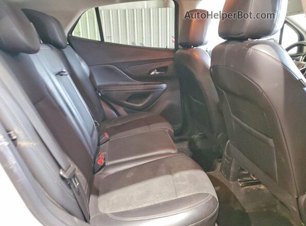 KL4CJASM7NB534215 2022 BUICK ENCORE White Вид задніх сидінь