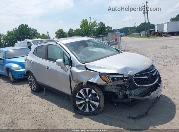 KL4CJCSBXJB539042 2018 BUICK ENCORE Silver Սալոնի հետևի տեսք