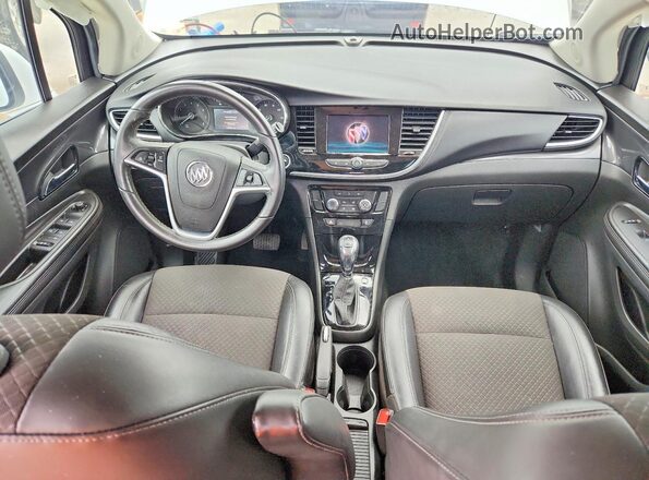 KL4CJESM6MB372566 2021 BUICK ENCORE White Vista del salpicadero