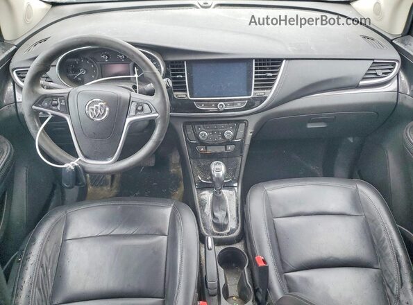 KL4CJGSB4JB619122 2018 BUICK ENCORE Серебряный Вид панели приборов