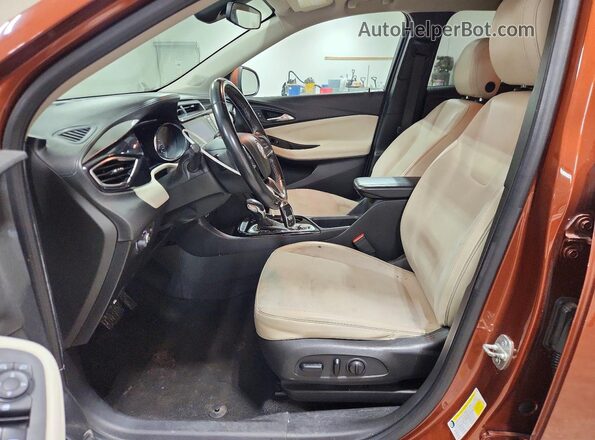 KL4MMBS21MB126825 2021 BUICK ENCORE Orange Widok wnętrza z przodu