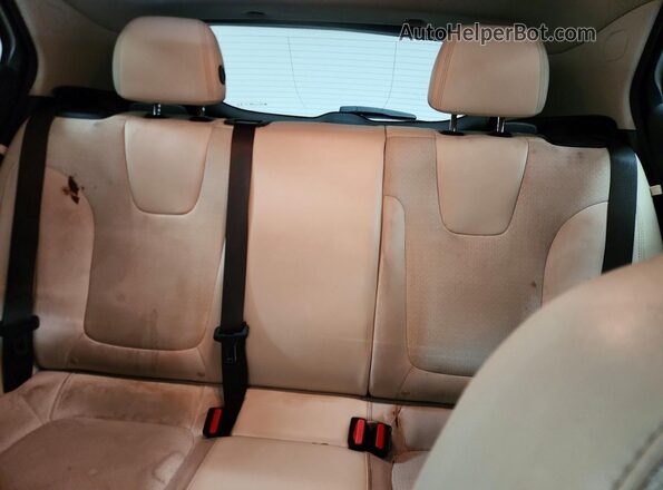 KL4MMBS21MB126825 2021 BUICK ENCORE Orange Widok tylnych siedzeń