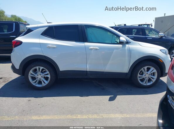 KL4MMCSL9NB110064 2022 BUICK ENCORE White Սալոնի հետևի տեսք