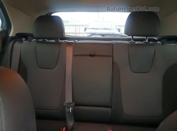 KL4MMDS20NB104795 2022 BUICK ENCORE Белый Вид задних сидений