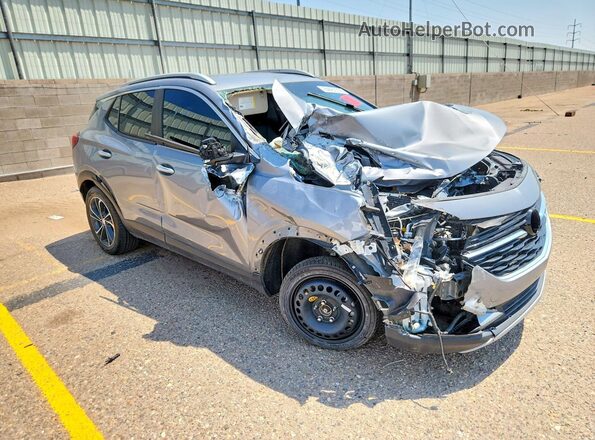 KL4MMDS25PB105718 2023 BUICK ENCORE Silver Առջևի աջ