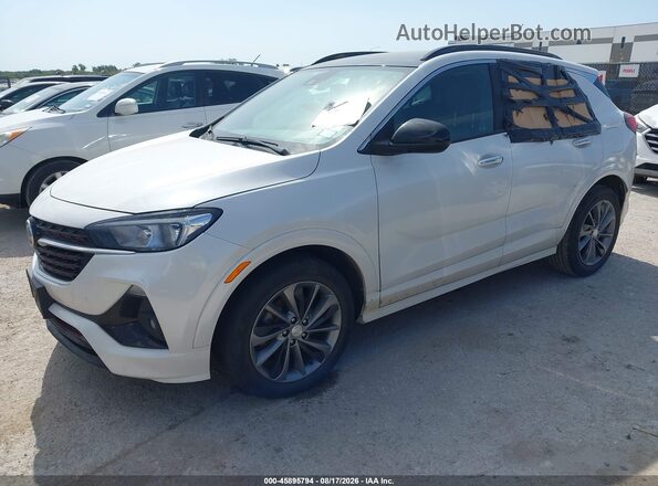KL4MMDSL1MB036112 2021 BUICK ENCORE White Vista tres cuartos delantera izquierda