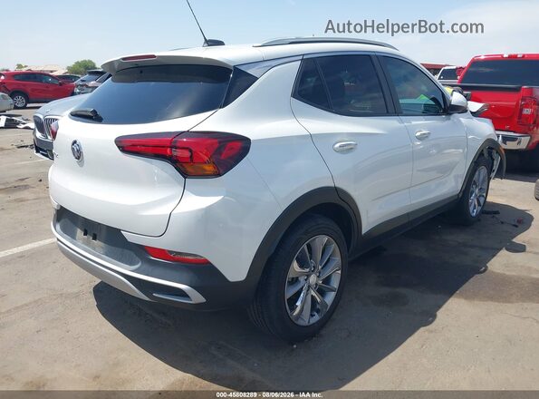 KL4MMDSLXNB049586 2022 BUICK ENCORE White Rear right