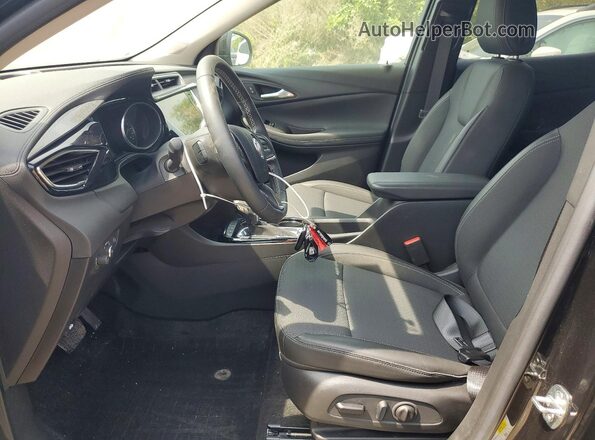 KL4MMESL9PB087013 2023 BUICK ENCORE Черный Вид салона спереди