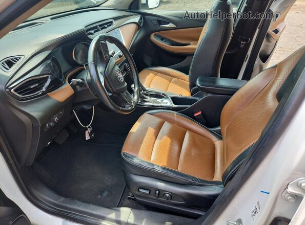 KL4MMFSL0MB152428 2021 BUICK ENCORE White წინა სალონის ხედი